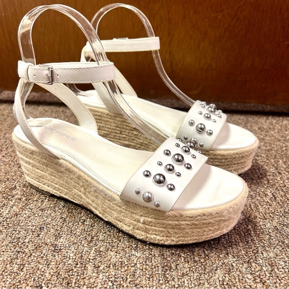 Marc Fisher Studded Espadrille Wedges Joyce White womens size 7 Boho platform.